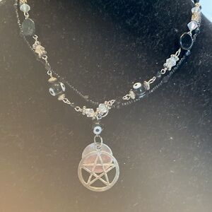 NWOT Black & Silver Gothic Pentagram Choker